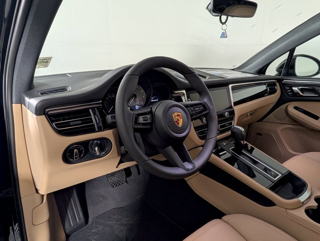New 2026 Porsche Macan S AWD/4WD image 4