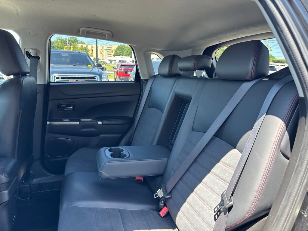 Used 2024 Mitsubishi Outlander Sport SE AWD/4WD image 22