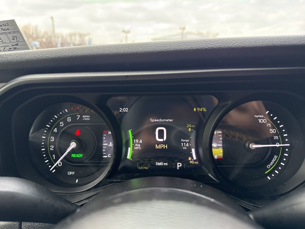 Used 2024 Jeep Wrangler Unlimited w/ Convenience Group image 21