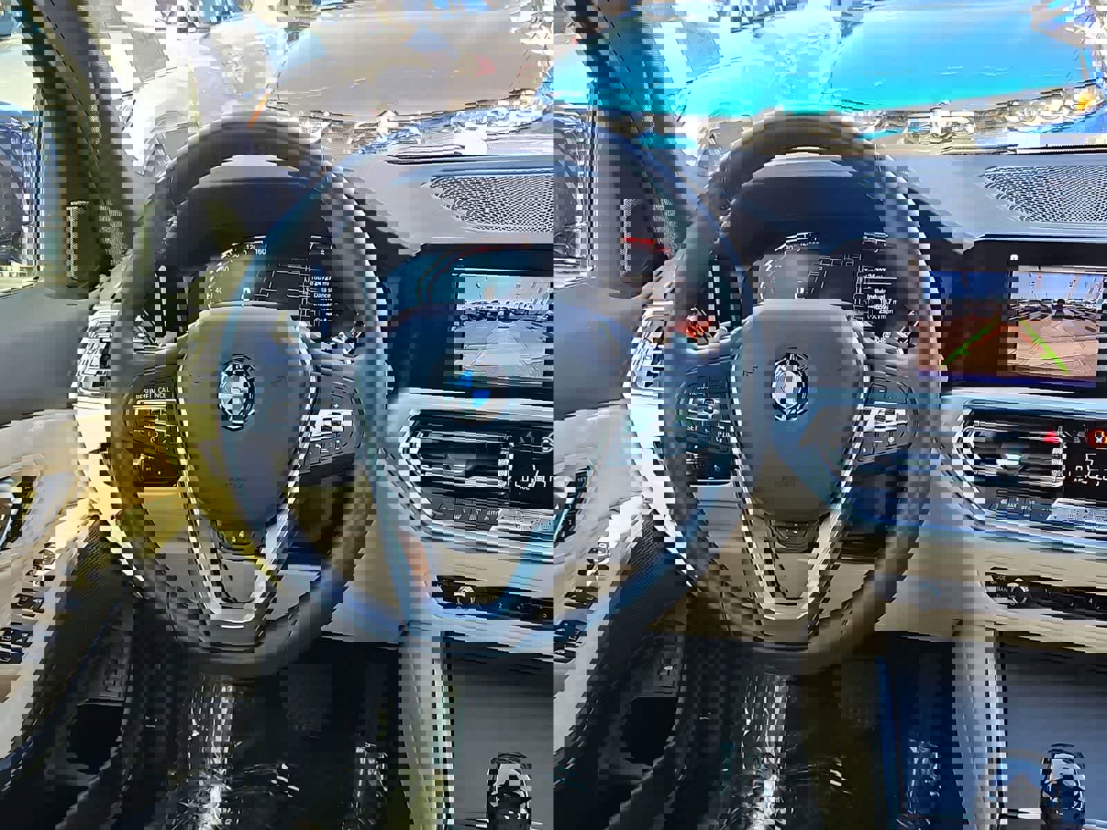 Used 2020 BMW 330i Sedan w/ Premium Package image 23