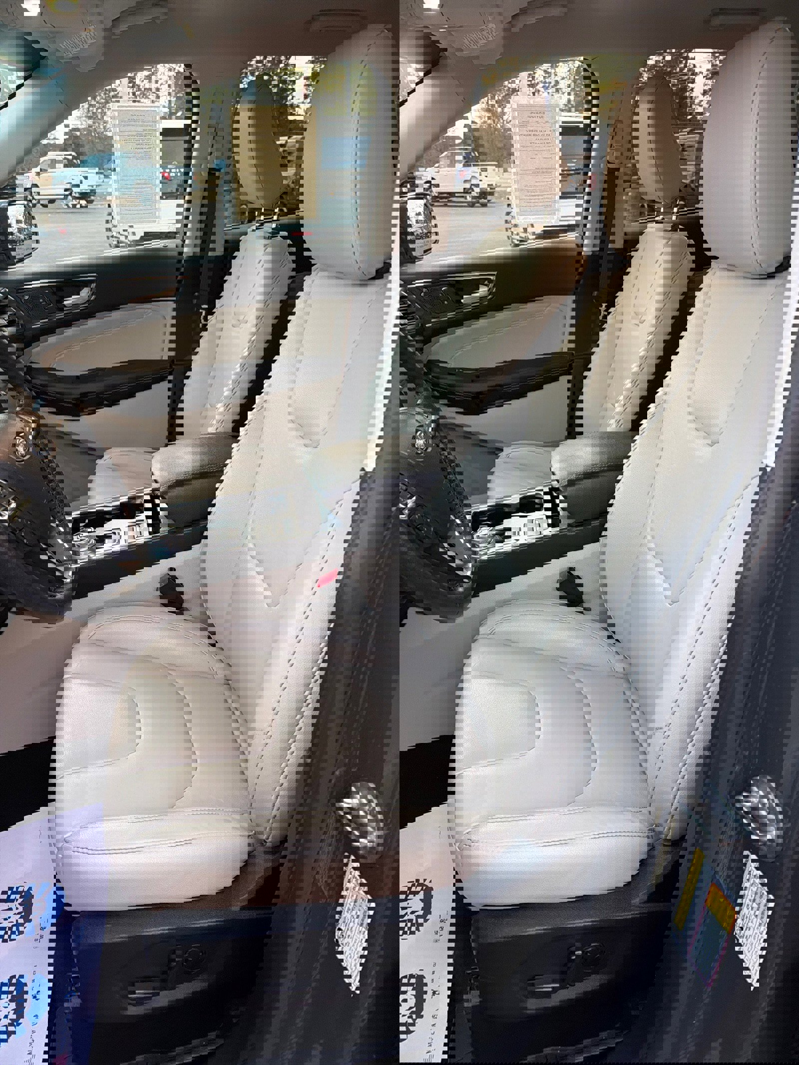 Used 2021 Ford Edge Titanium w/ Cargo Accessory Package image 15