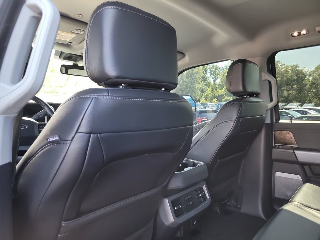 Certified 2024 Ford F250 Lariat w/ Tremor Off-Road Package AWD/4WD image 9