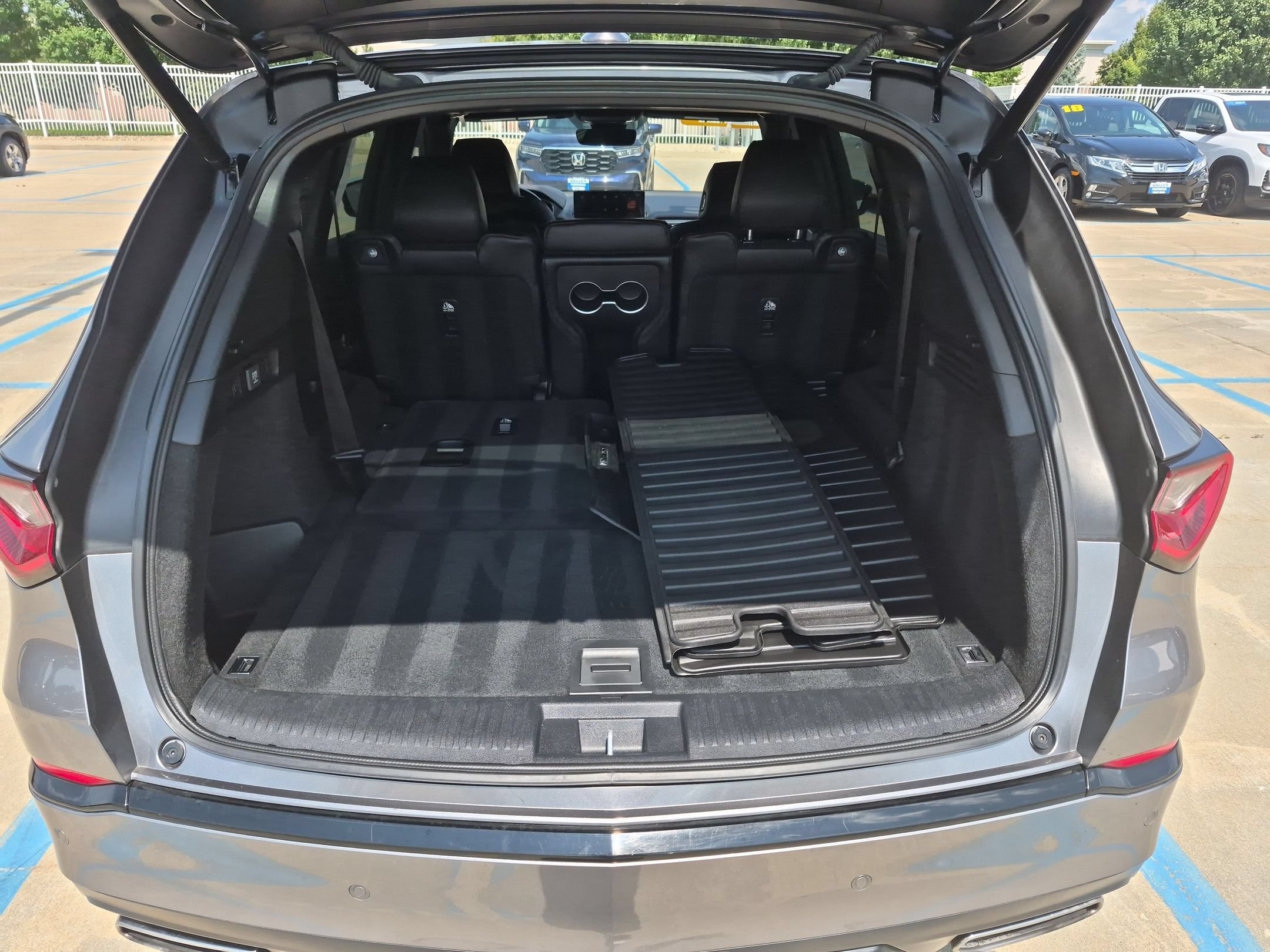 Used 2023 Acura MDX A-Spec AWD/4WD image 28