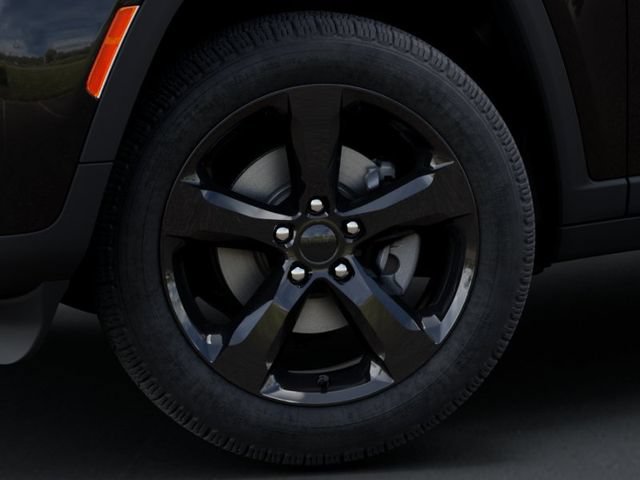New 2026 Jeep Grand Cherokee Limited w/ Limited Altitude Package AWD/4WD image 8