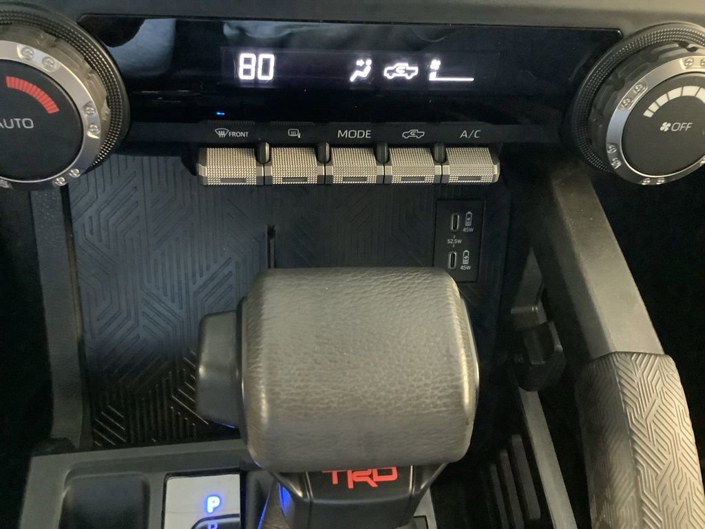 Used 2024 Toyota Tacoma TRD Off-Road image 21