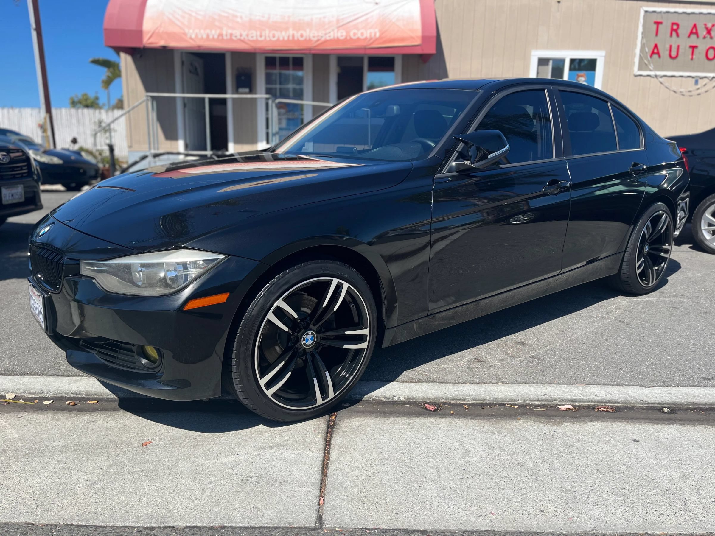 Used 2012 BMW 328i Sedan RWD image 3