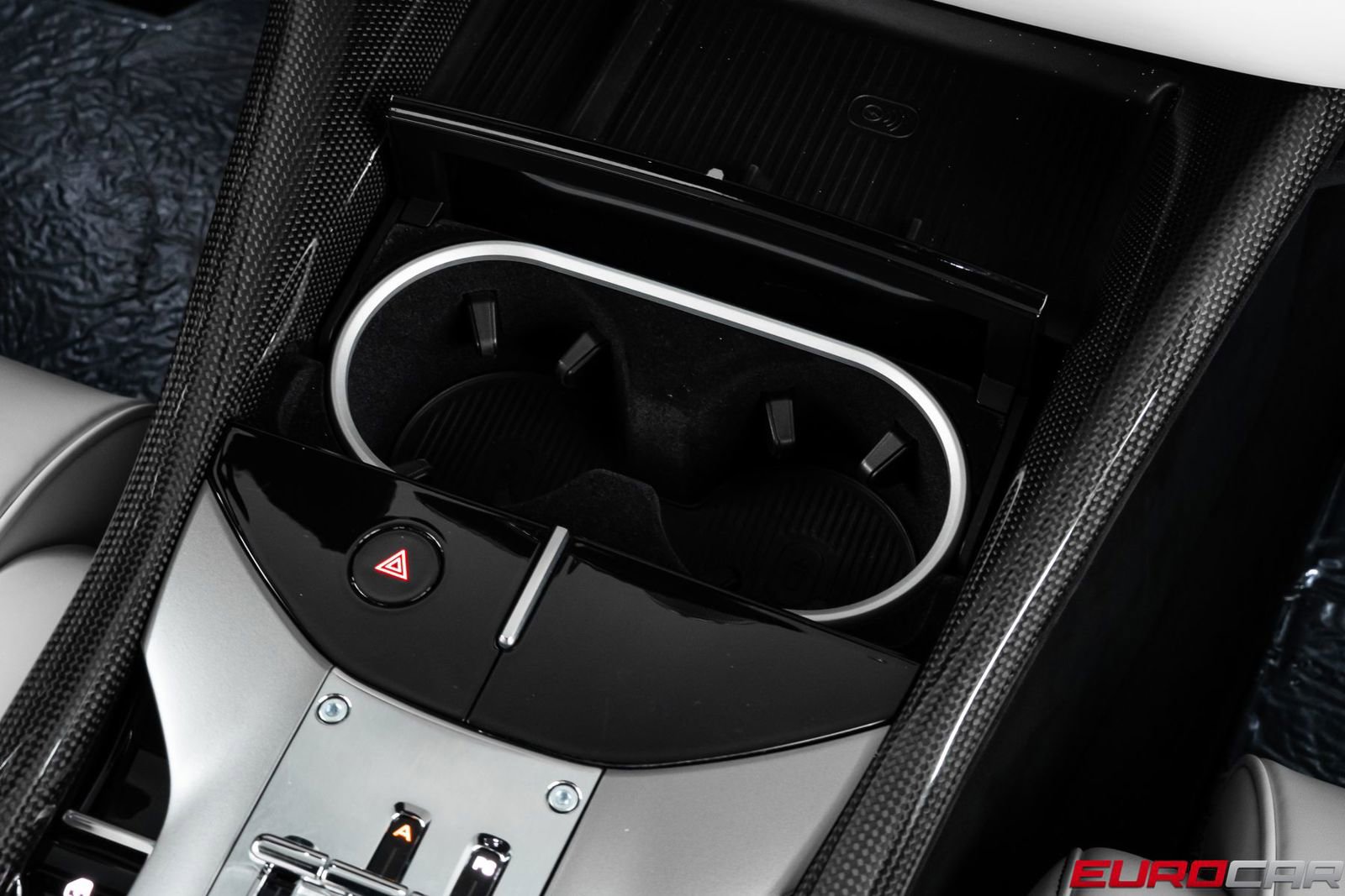 Used 2025 Ferrari Purosangue AWD/4WD image 49