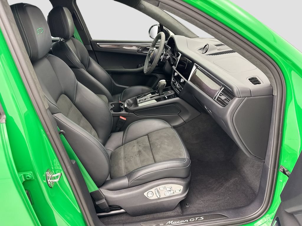 Used 2024 Porsche Macan GTS AWD/4WD image 19