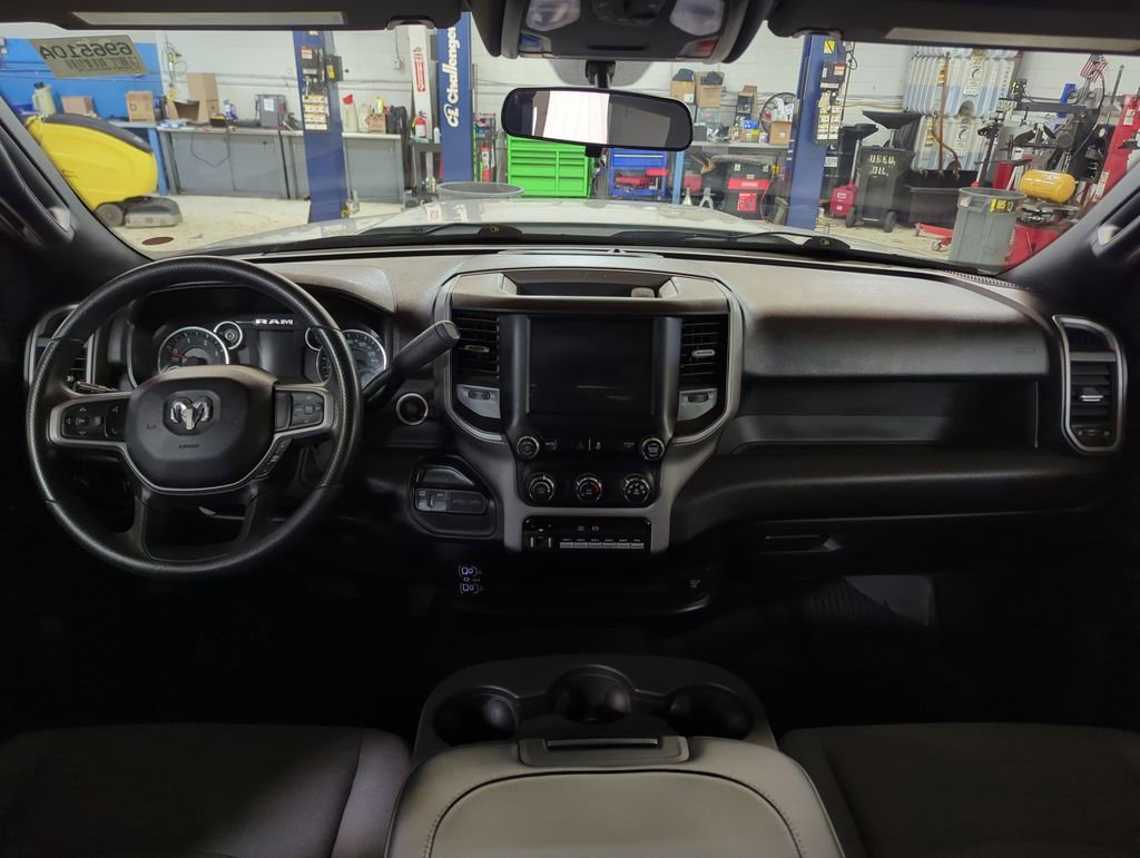 Used 2024 RAM 5500 Tradesman w/ Chrome Appearance Group image 9