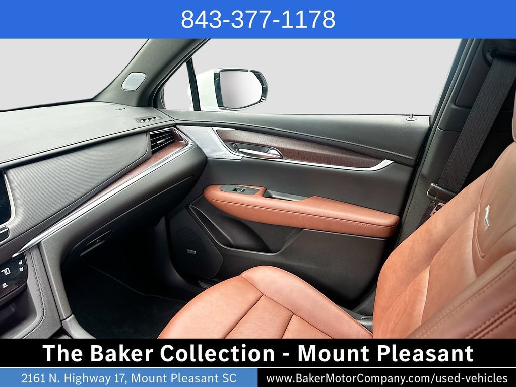 Used 2026 Cadillac XT5 Sportv w/ LPO, Onyx Lite Package AWD/4WD image 25