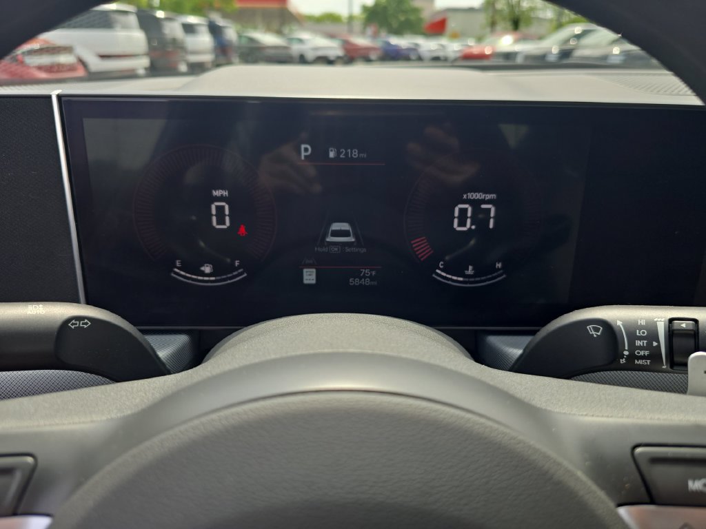 Used 2025 Hyundai Sonata SEL AWD/4WD image 15