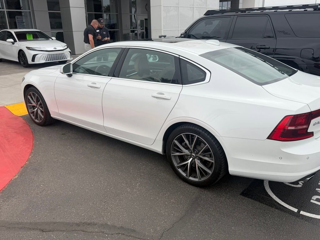 Used 2018 Volvo S90 T5 Momentum w/ Convenience Package AWD/4WD image 10