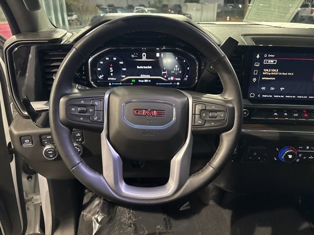 Used 2025 GMC Sierra 1500 SLT image 18