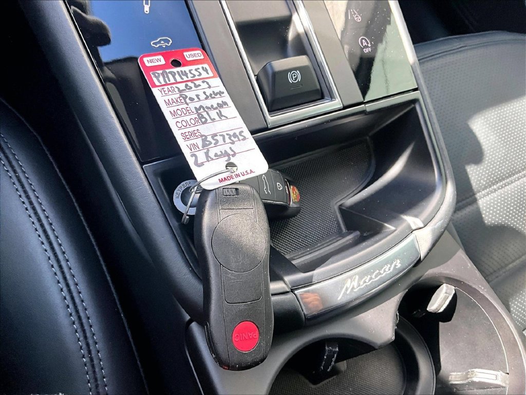 Certified 2023 Porsche Macan GTS AWD/4WD image 16