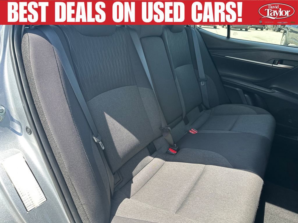 Used 2025 Toyota Camry LE FWD image 31