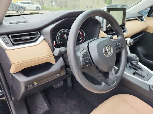 Certified 2025 Toyota RAV4 XLE w/ Convenience Package FWD image 10