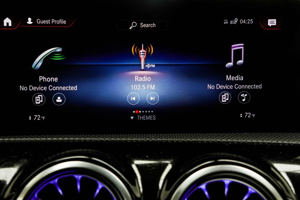 Used 2022 Mercedes-Benz CLA 250 image 28