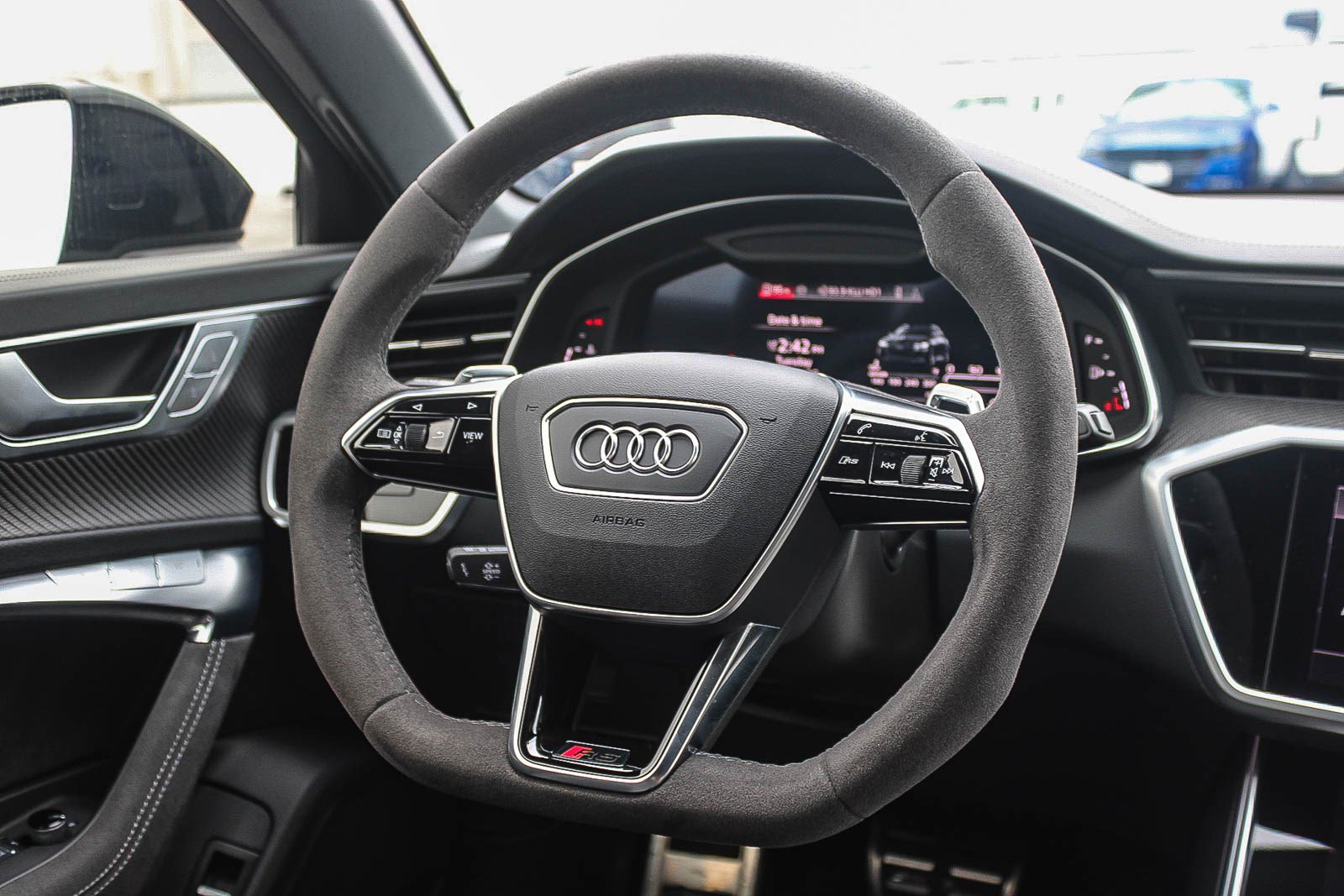 Used 2024 Audi RS 6 performance AWD/4WD image 17