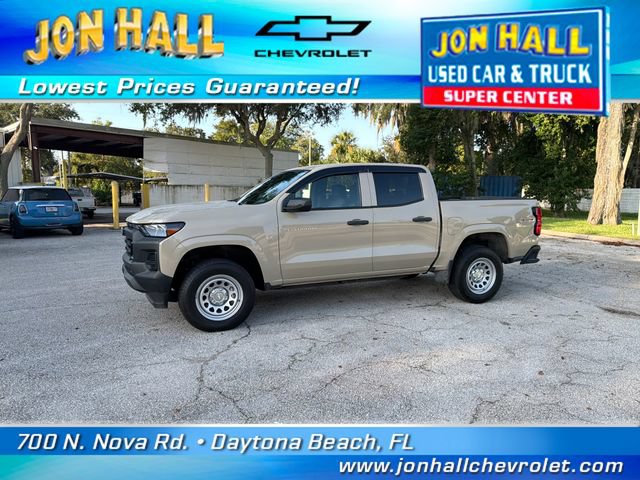 Used 2024 Chevrolet Colorado W/T w/ WT Convenience Package AWD/4WD image 3
