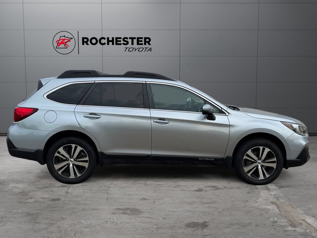 Used 2019 Subaru Outback 2.5i Limited w/ Popular Package #2 AWD/4WD image 6