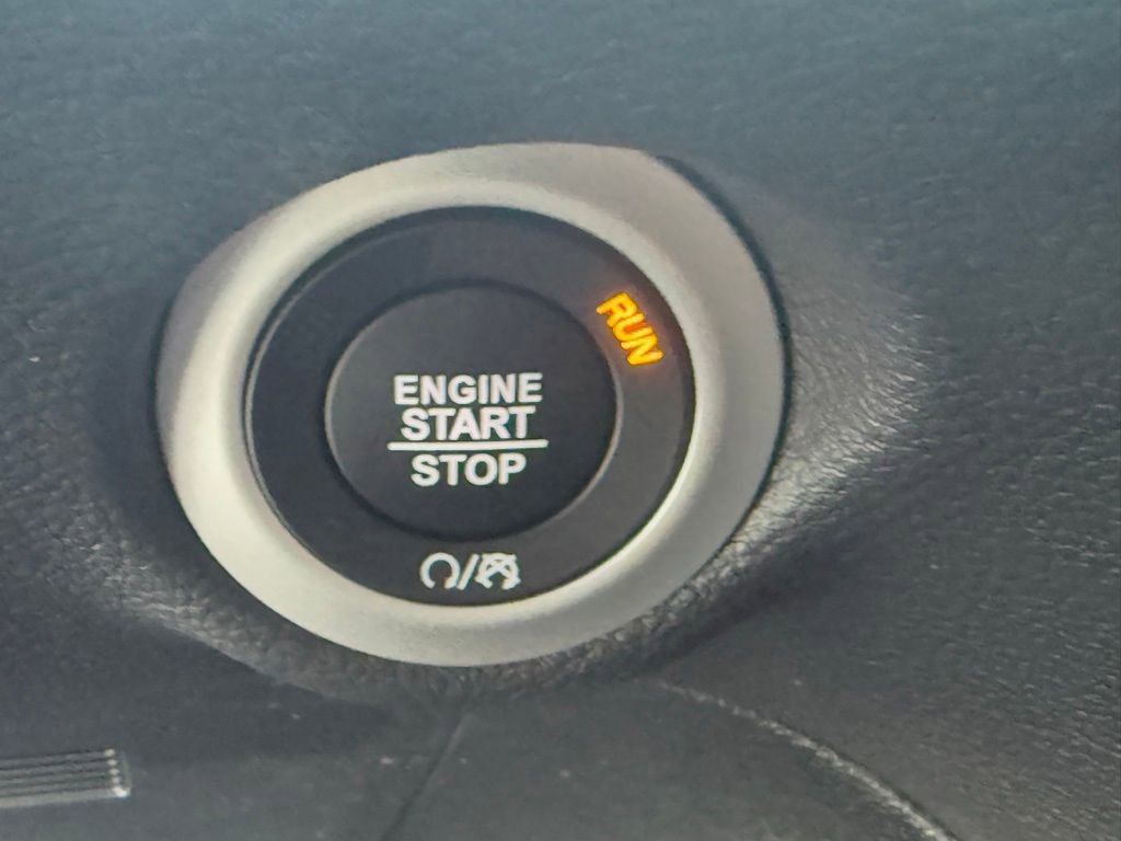 New 2026 Chrysler Pacifica Pinnacle image 19