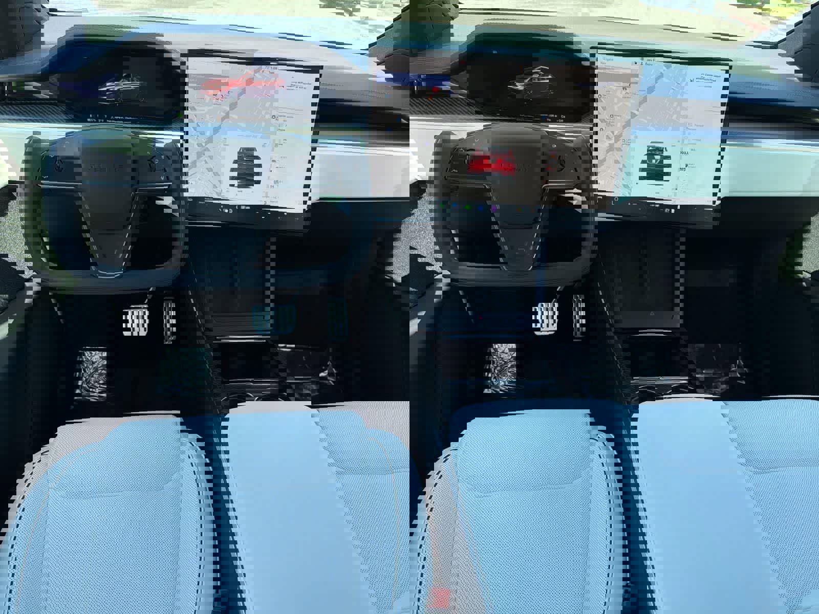 Used 2023 Tesla Model X Plaid image 11