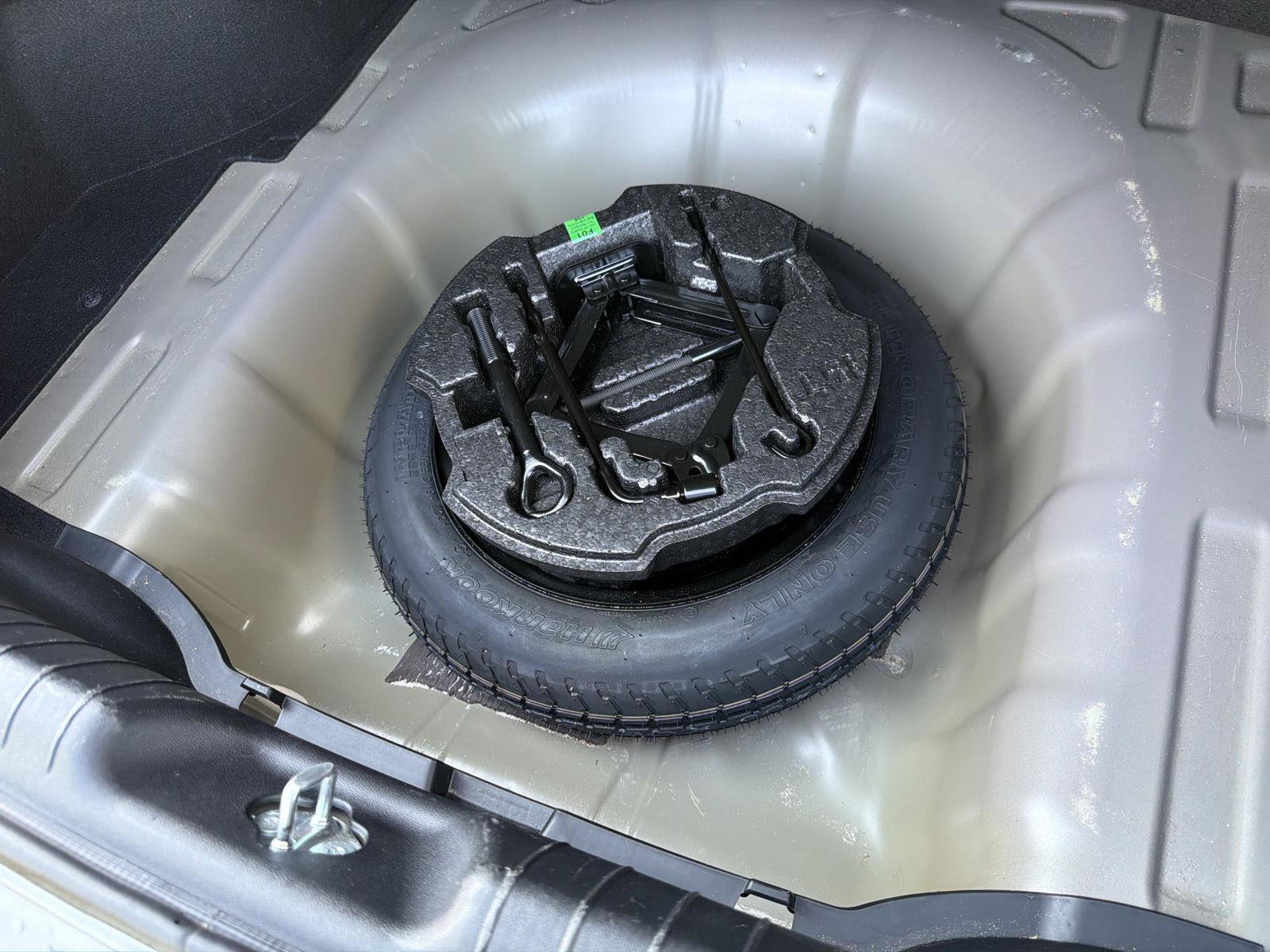 Used 2025 Hyundai Elantra SEL FWD image 35