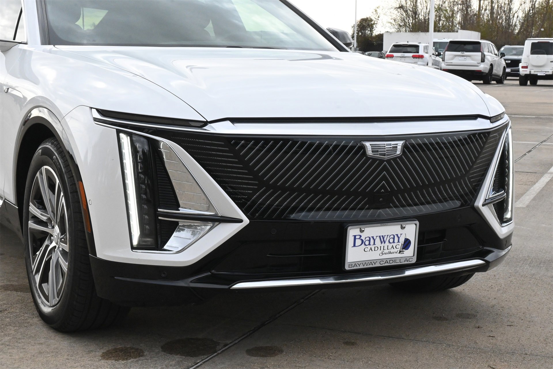 Certified 2024 Cadillac Lyriq Luxury image 28