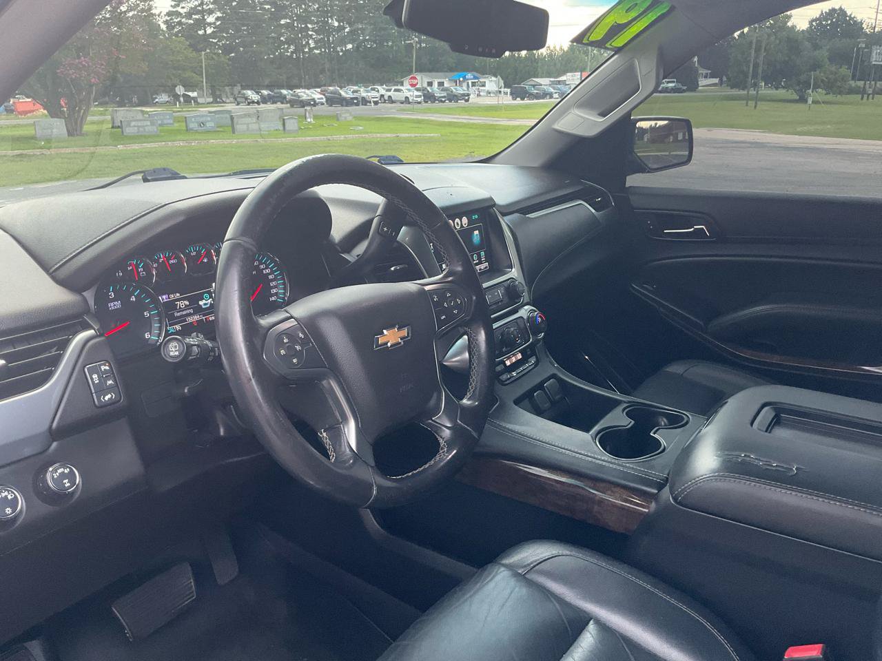 Used 2019 Chevrolet Tahoe LT AWD/4WD image 16