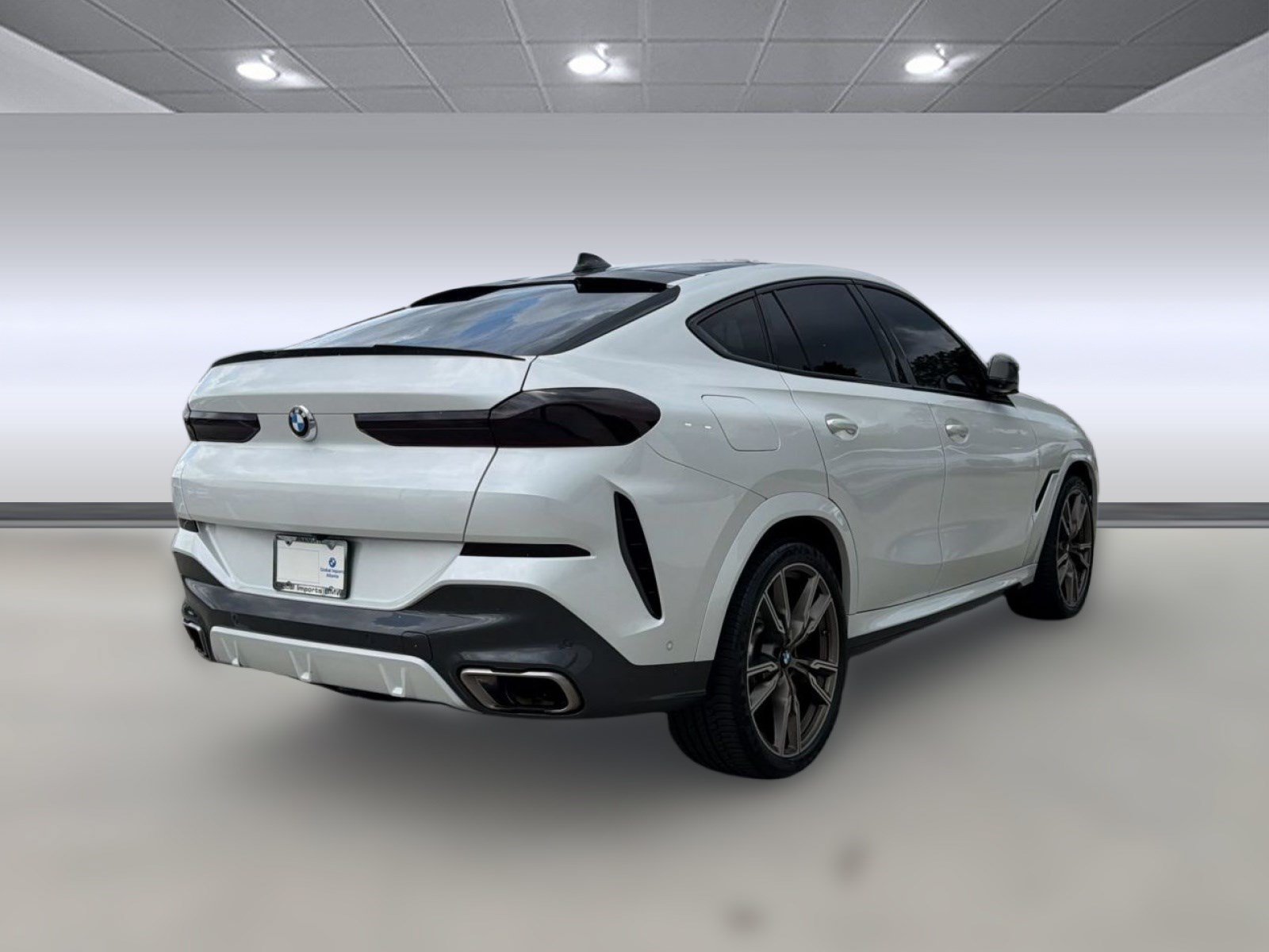 Used 2020 BMW X6 M50i w/ Executive Package AWD/4WD image 9