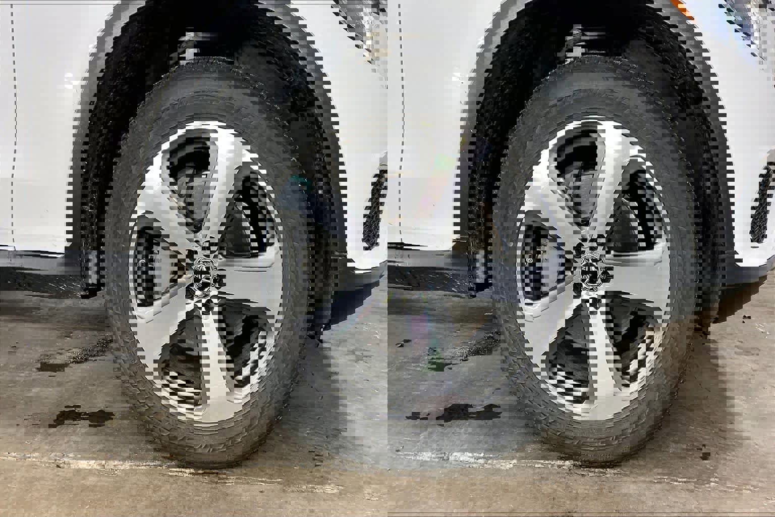 Used 2019 Mercedes-Benz GLC 300 4MATIC image 12