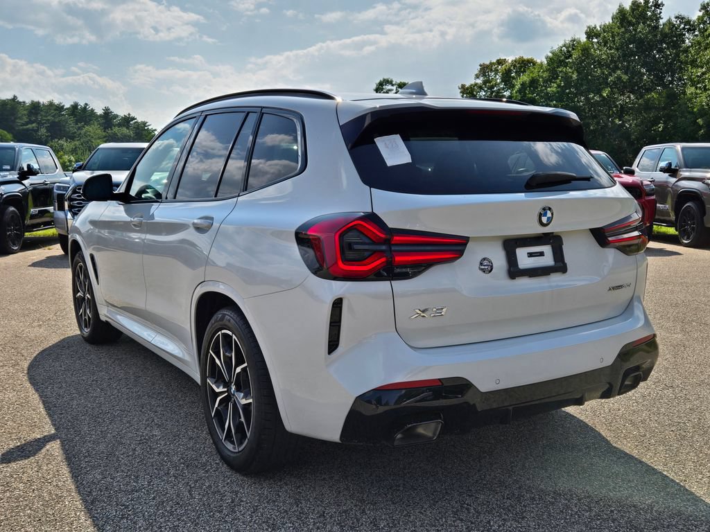 Used 2024 BMW X3 xDrive30i w/ Premium Package AWD/4WD image 3