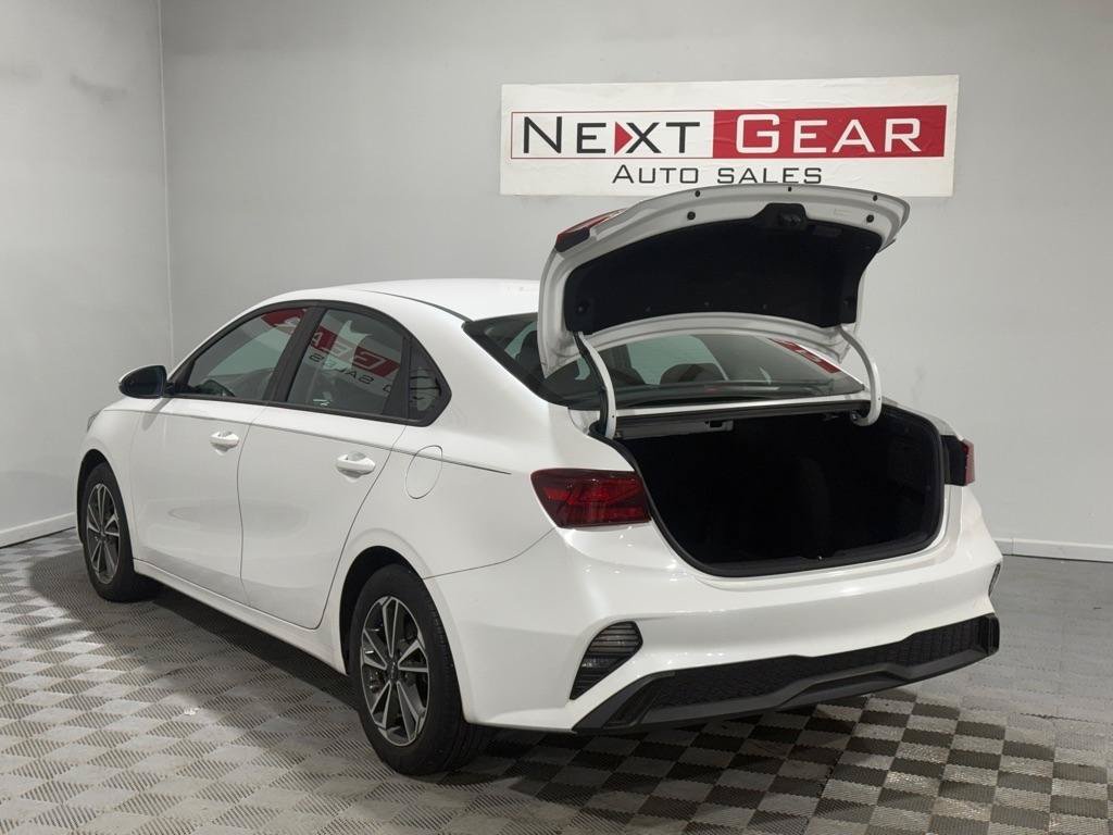 Used 2023 Kia Forte LXS w/ LXS Technology Package FWD image 35