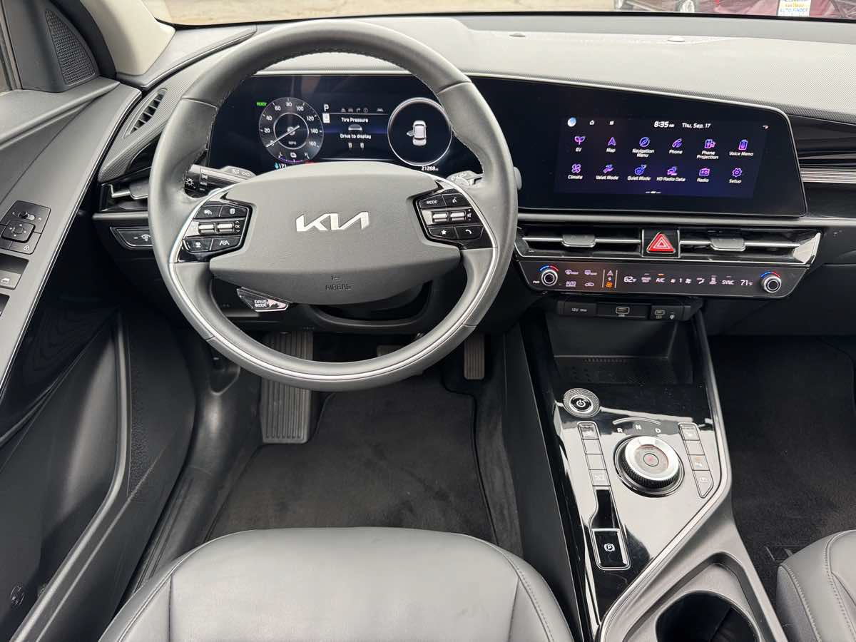 Used 2023 Kia Niro Wind FWD image 23