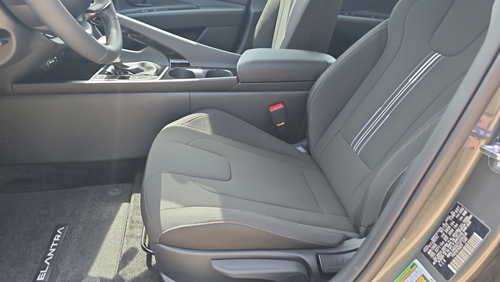 New 2026 Hyundai Elantra SEL Sport Premium FWD image 14