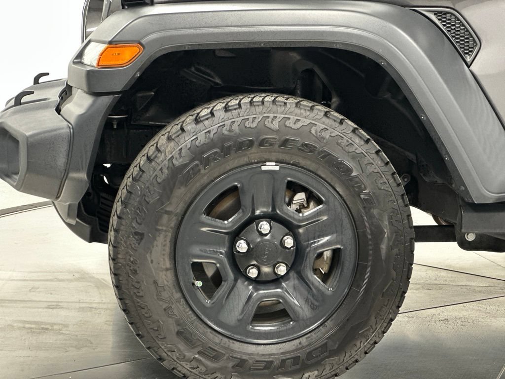Used 2018 Jeep Wrangler Sport AWD/4WD image 23
