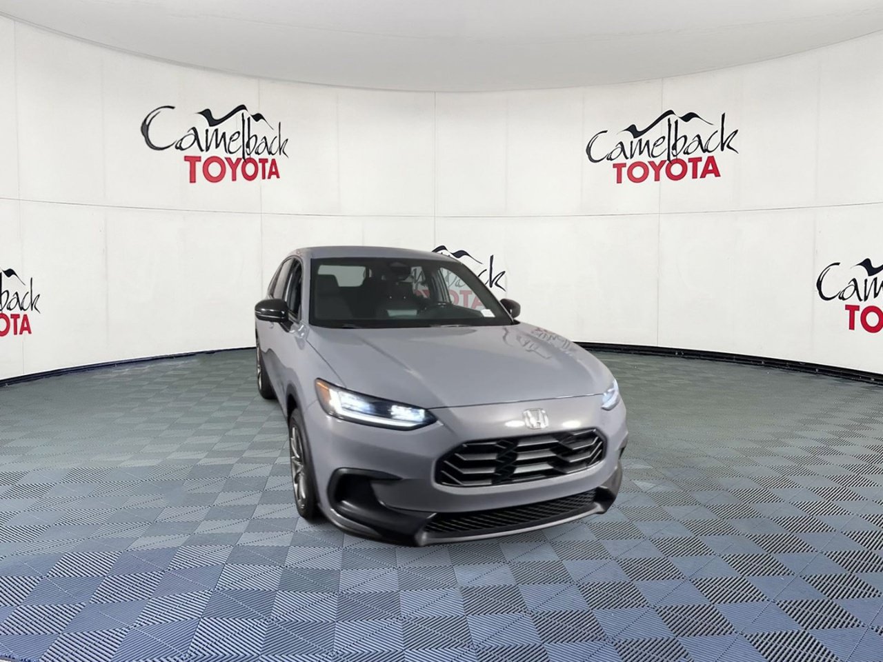 Used 2025 Honda HR-V Sport image 4