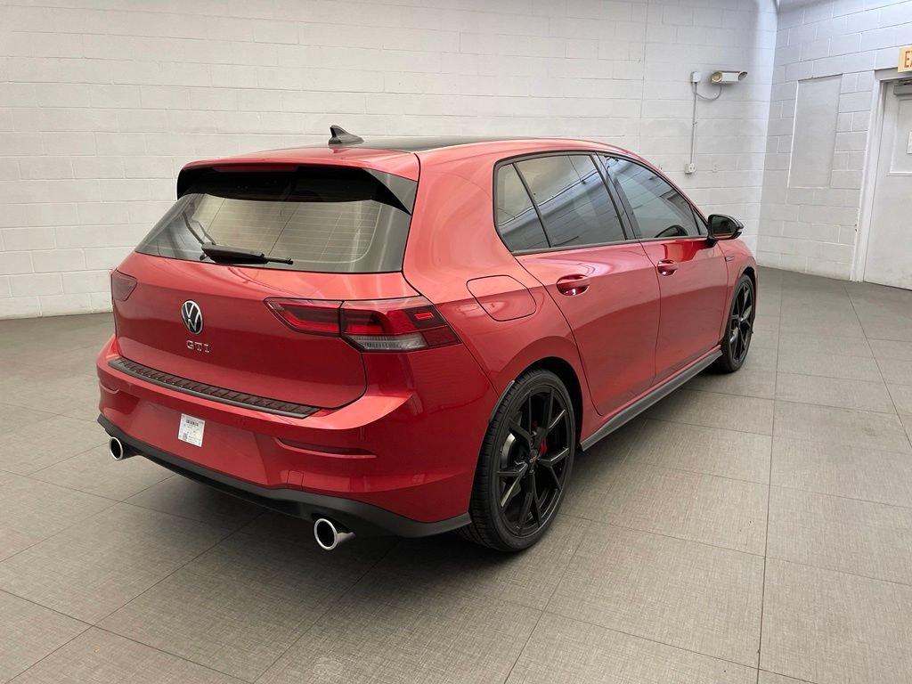 Used 2024 Volkswagen GTI SE FWD image 11