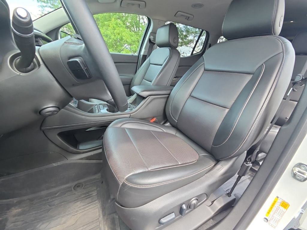 Used 2023 GMC Acadia SLT w/ Preferred Package AWD/4WD image 27