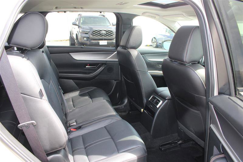 Used 2025 MAZDA CX-90 3.3 Turbo w/ Preferred Package image 13
