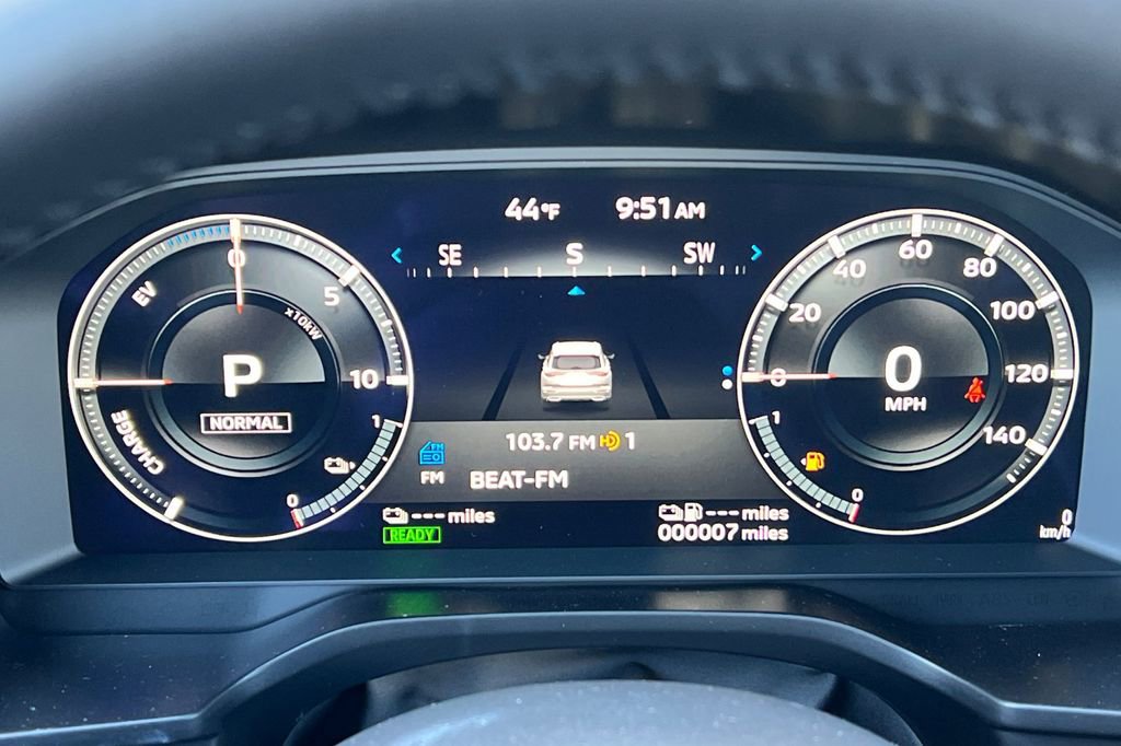 New 2025 Mitsubishi Outlander SE image 26