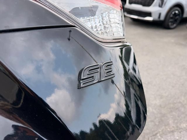Used 2023 Toyota Corolla SE FWD image 25