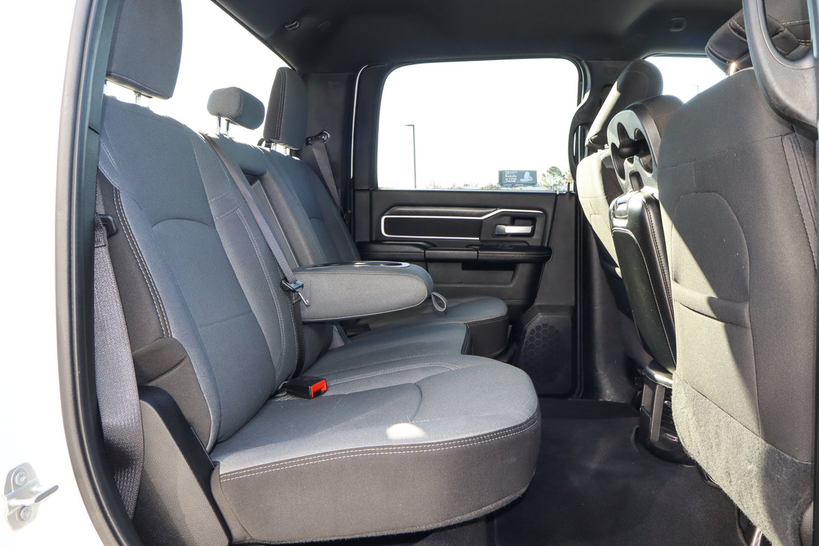 Used 2024 RAM 2500 Big Horn AWD/4WD image 25