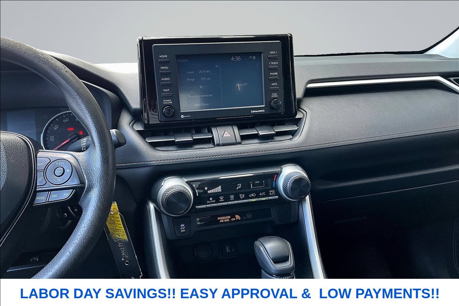 Used 2021 Toyota RAV4 LE FWD image 8