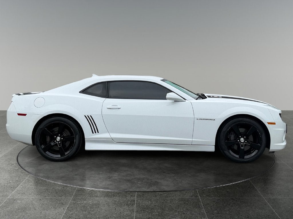 Used 2012 Chevrolet Camaro SS w/ RS Package RWD image 11