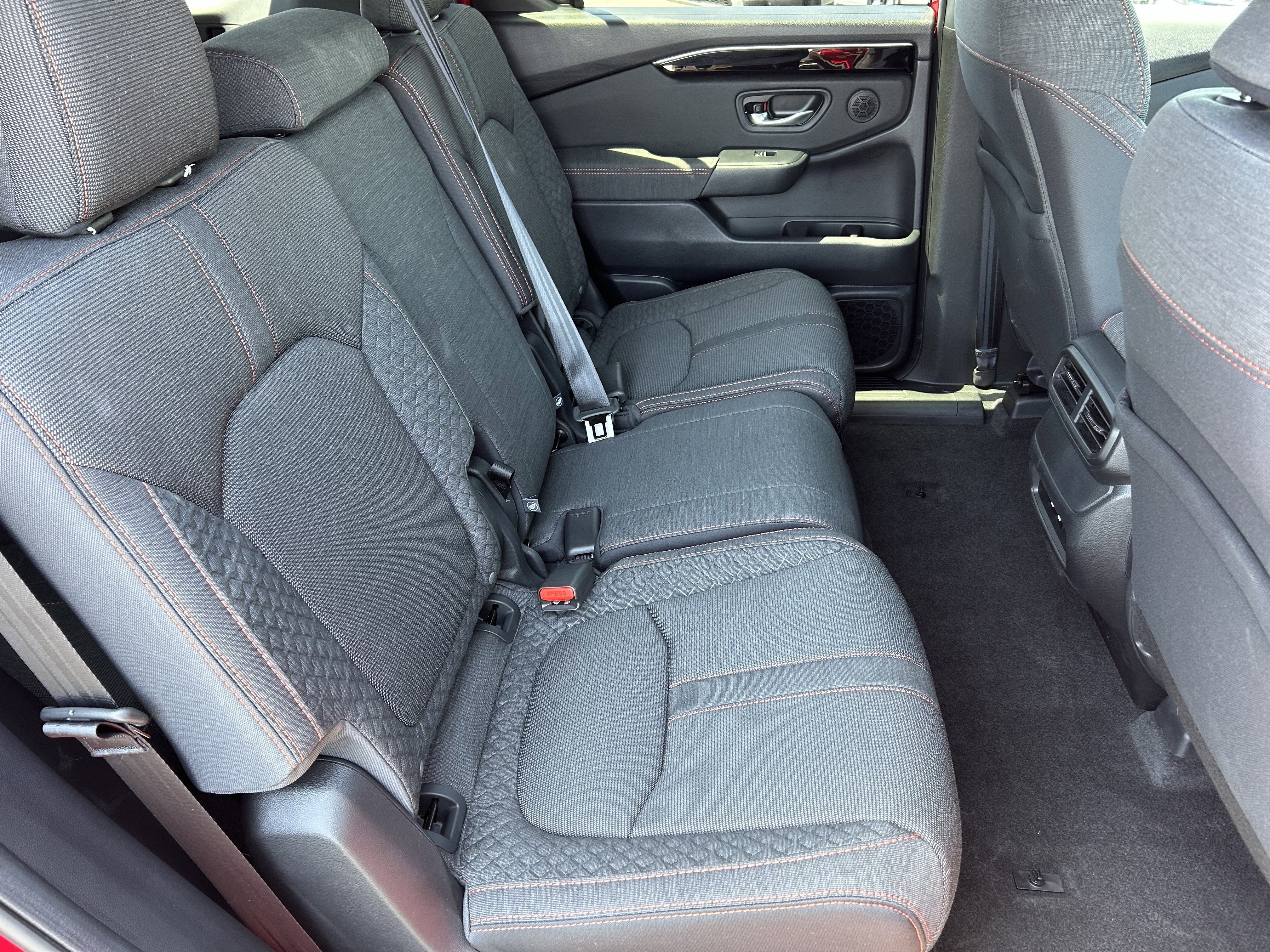 Used 2026 Honda Pilot Sport image 11