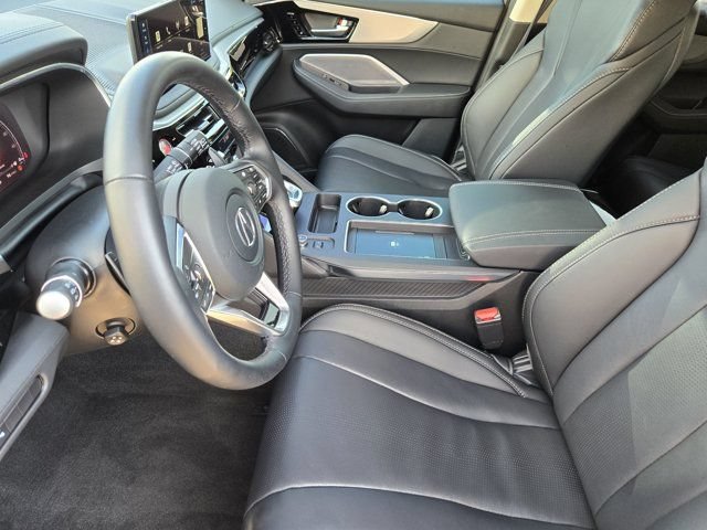 Certified 2026 Acura MDX w/ Technology Package FWD image 14