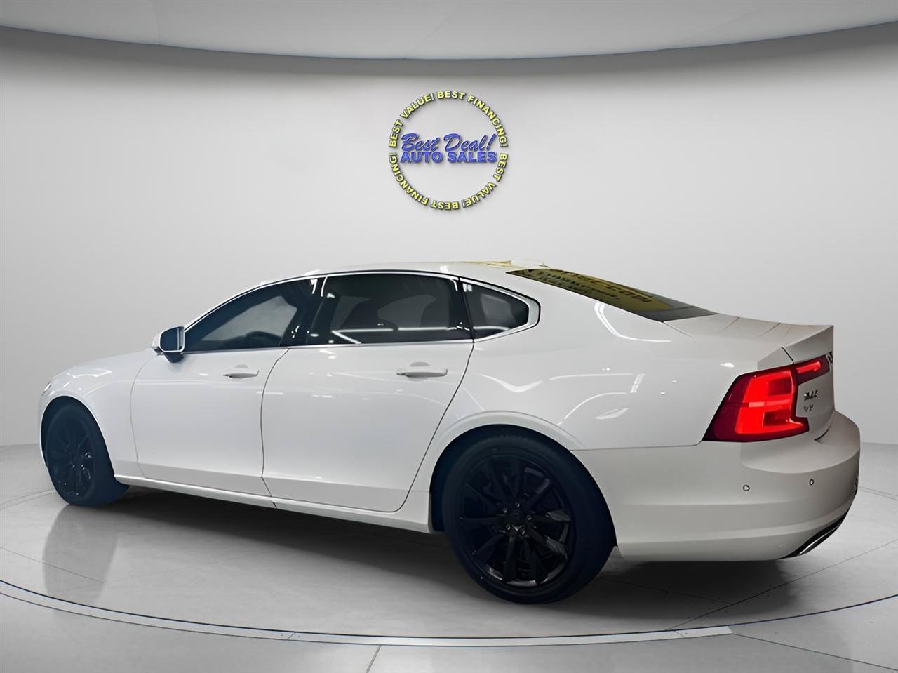 Used 2018 Volvo S90 T6 Momentum w/ Convenience Package AWD/4WD image 3