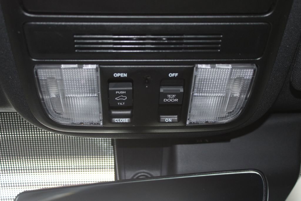 Used 2023 Honda Passport TrailSport image 40