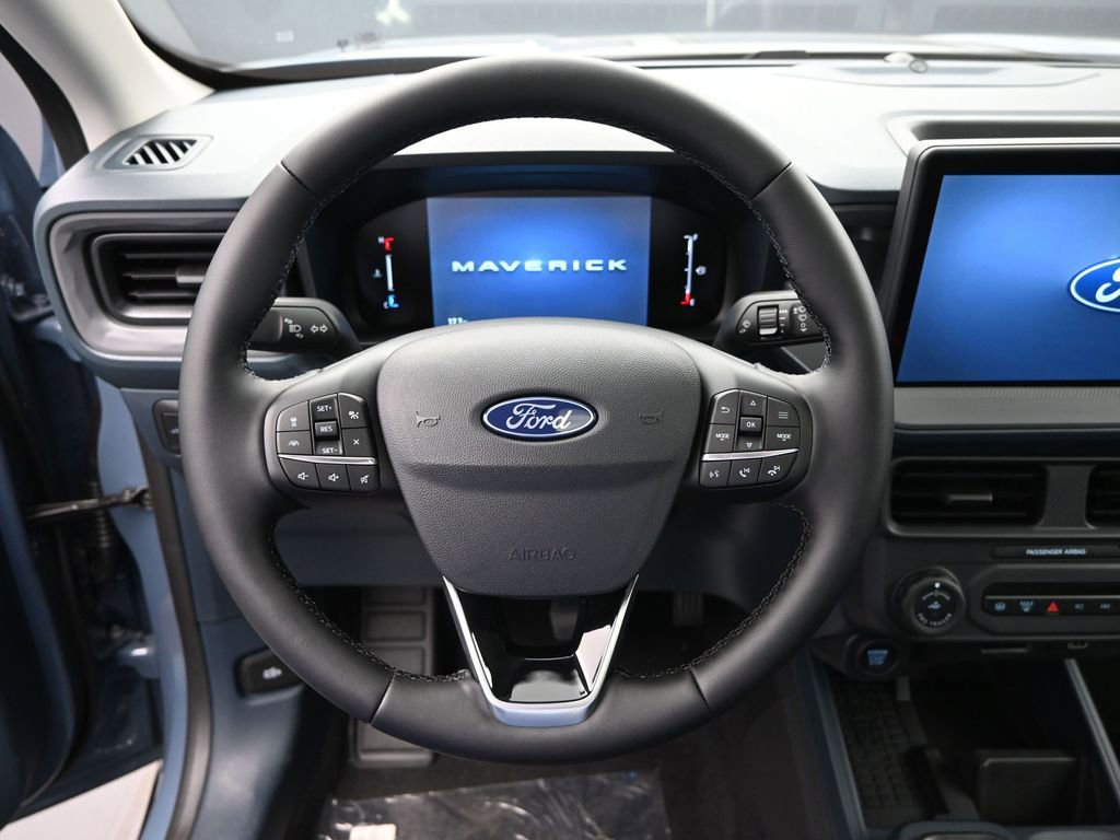 New 2025 Ford Maverick Lariat w/ Black Appearance Package image 22
